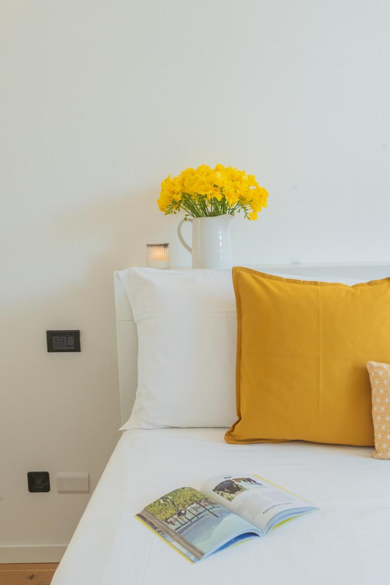 Ponente Balcony & Garden By Rent All Como Gravedona Exterior foto